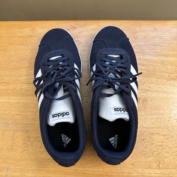 Adidas Women’s Navy and White Sneakers. - Picture 2 of 4
